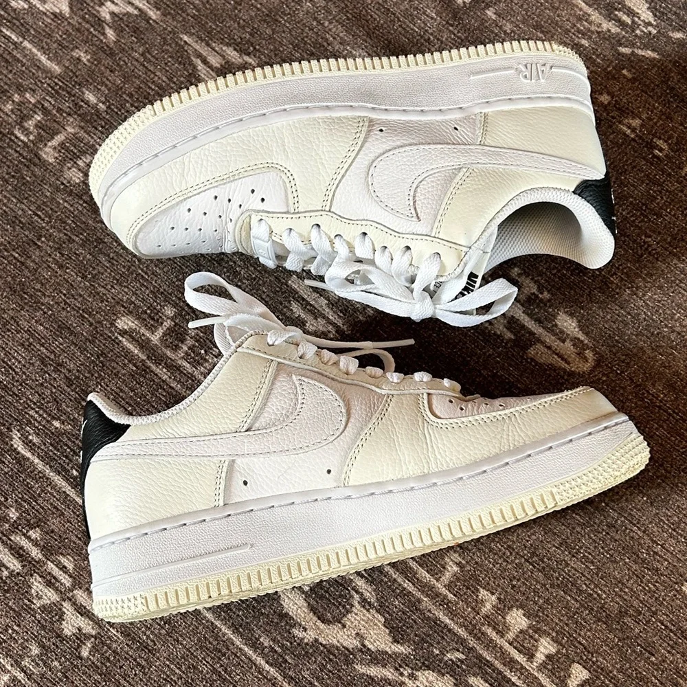 Nike Custom Air Force 1 Low White and Cream with Black Heel Tab Sz 6 - Picture 8 of 12